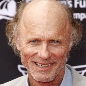 ed harris age.
